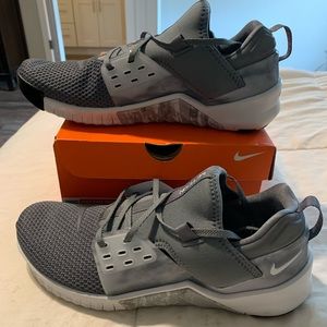 Men’s Nike free metcon 2